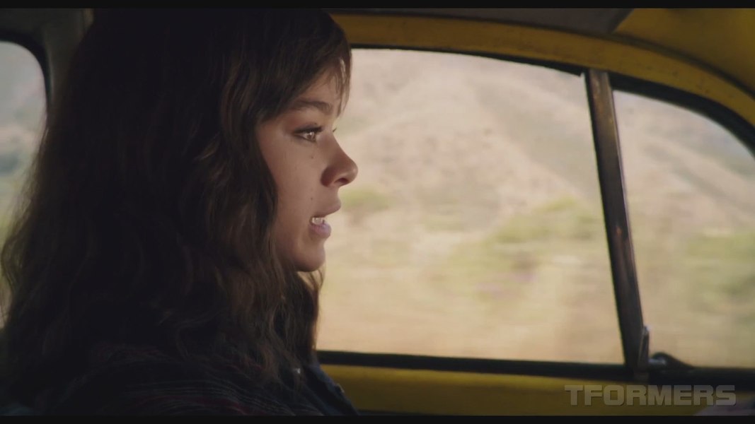 New Bumblebee Movie Trailer HD Screencap Gallery 029 (29 of 176)